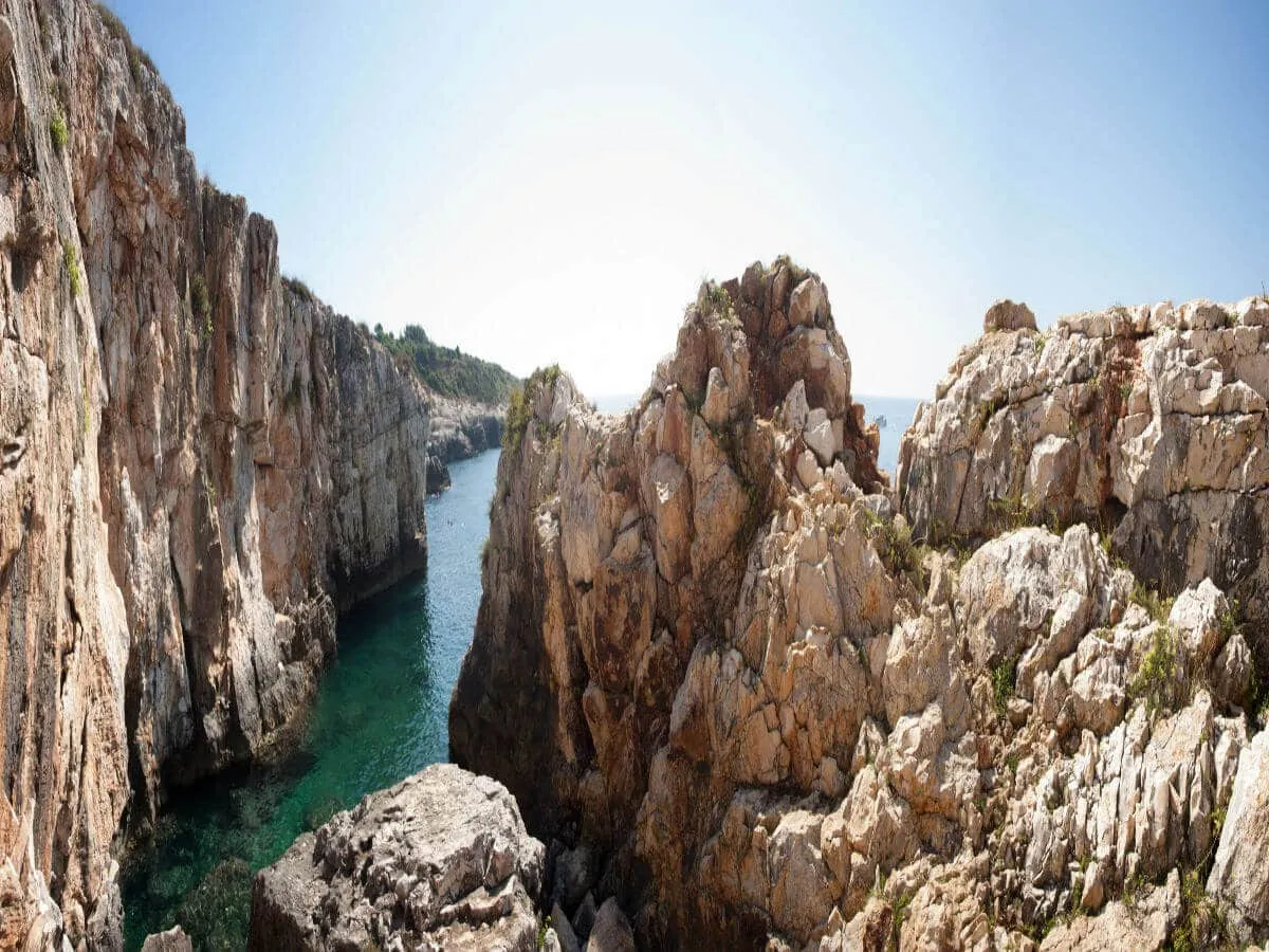 10002 croatia honeymoon yacht