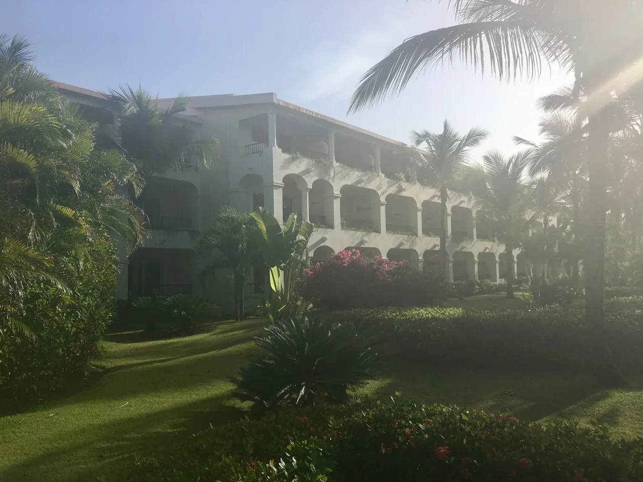 10008 beachfront resort