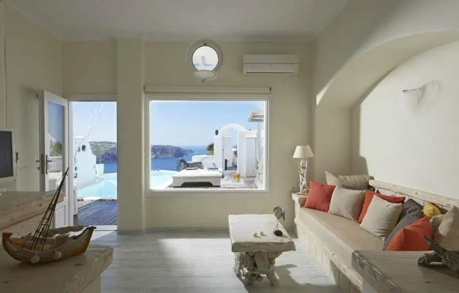 10040 katikies santorini