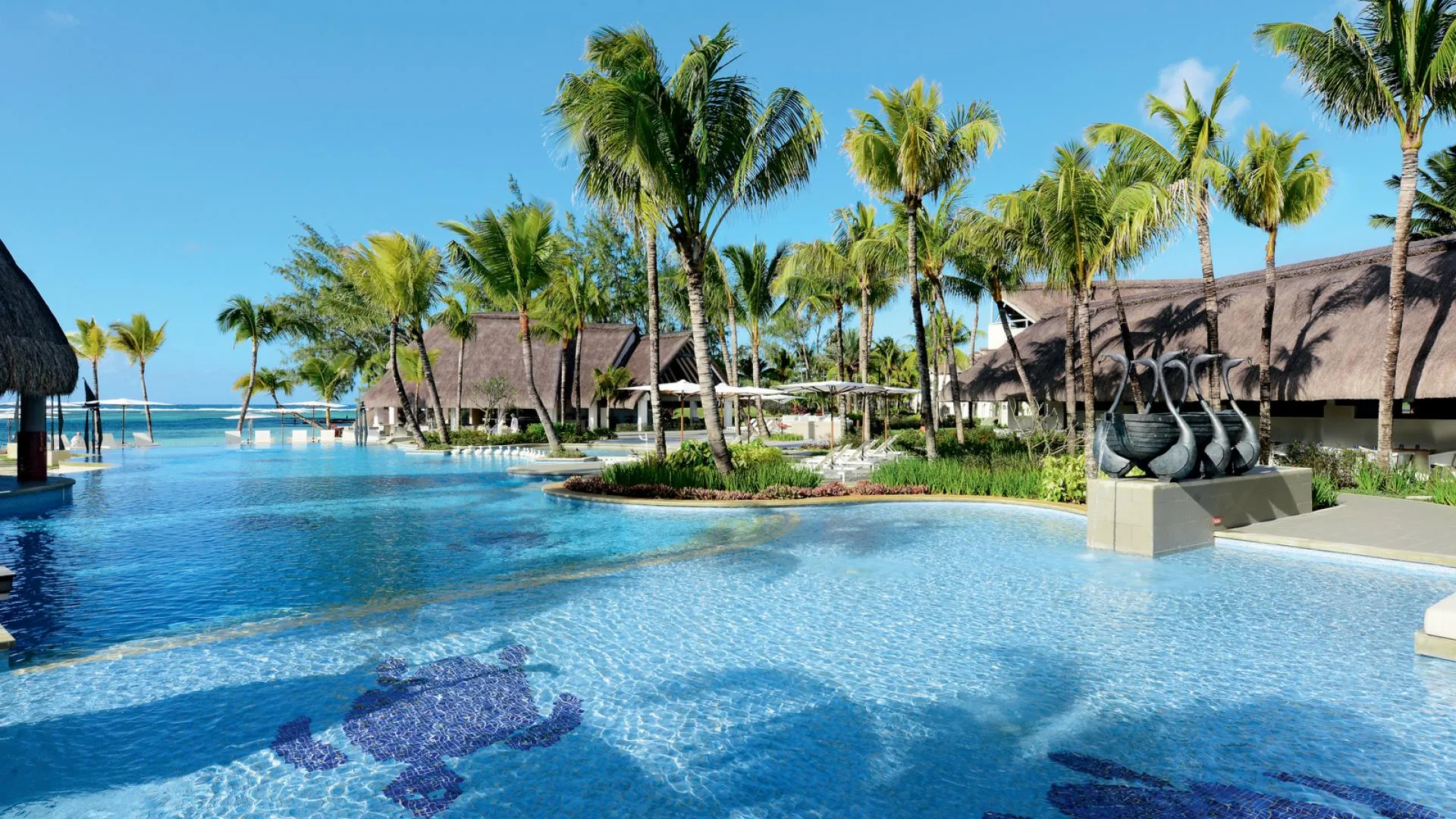 10166 mauritius honeymoon couple