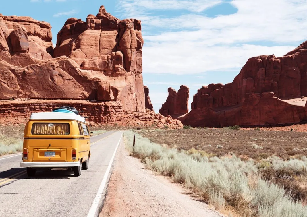 10182 couple road trip