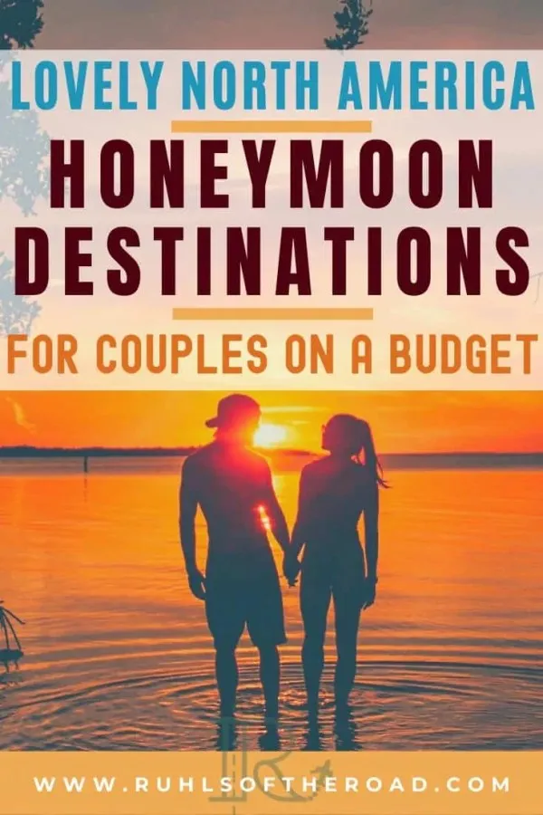 10198 couple hiking