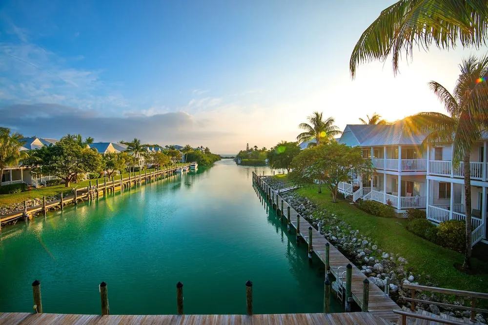 10211 florida keys resort beach