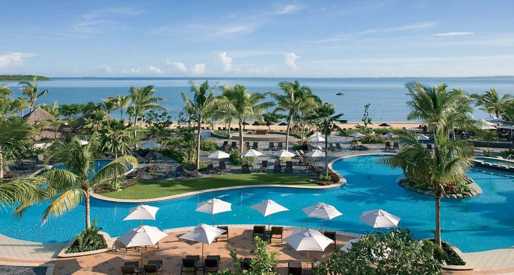 10349 fiji luxury resort