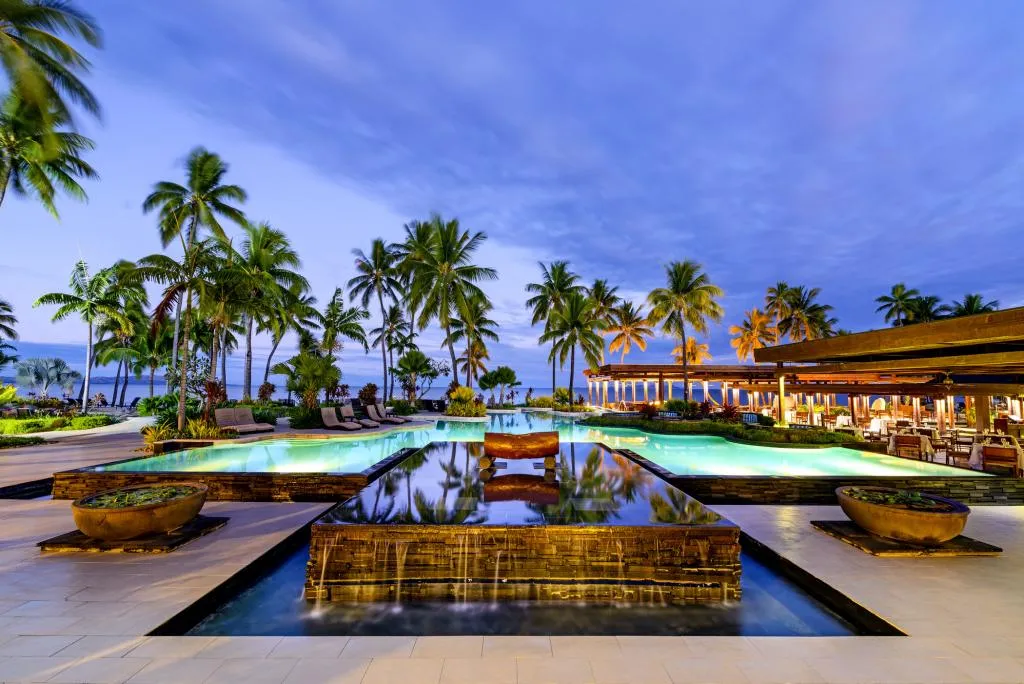 10349 fiji overwater bungalow