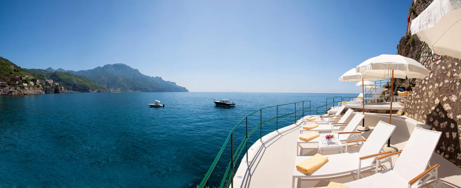/img/10357-amalfi-coast-sunset.webp